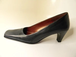 Womens Nine West Blue 3.5” Slim Block Heel Square Toe Shoes Size 7.5M - Picture 1 of 9
