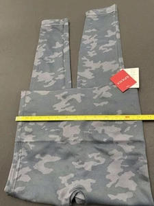 Spanx Women’s Size Large 10-12 Look At Me Leggings Black Camo NWT - Picture 1 of 6