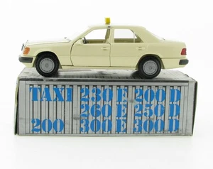 CURSOR 1084 Mercedes-Benz 230 D TAXI 1:35 in OVP Auto Model 260 200 300 E W 124 - Picture 1 of 9