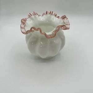 Fenton Rose Crest weiß Milchglas rosa geraffte Schale Melone Vase - Bild 1 von 6