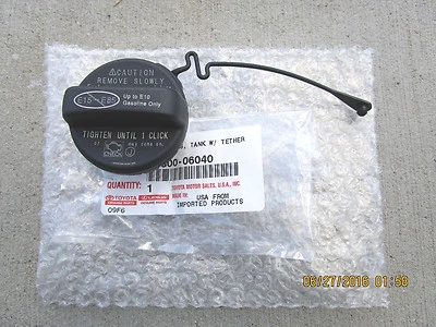 08 - 11 LEXUS GS350 FUEL GAS TANK CAP ASSEMBLY WITH TETHER BRAND NEW OEM - Image 1 of 4