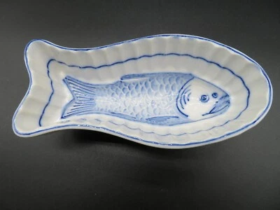 VTG Antique German WAECHTER BACH Pottery Fish Mold White Pottery Blue design - Image 1 of 4