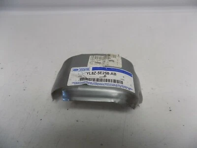 Nuevo colector de escape derecho Ford Escape Mercury Mariner 2008 fabricante de equipos originales escudo térmico nuevo en stock Foto 1 de 3