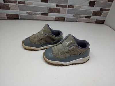 Nike Air Jordan 11 Retro Bajo BT 'Cool Grey' 505836-003 Niño Pequeño Talla 7C Defecto EE. UU. Foto 1 de 4