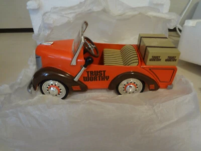 Pedal Cars Second Edition 1941 Garton Package Truck Bank  #41 GAR PAC 01 - Image 1 of 4