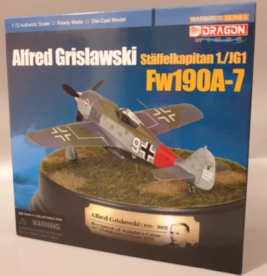 Dragon 50113 Alfred Grislawski Stäffelkapitan 1./JG1 Fw190A-7 modello finito ... - Immagine 1 di 4