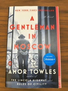 A Gentleman in Moscow: A Novel Amor Towles - Picture 1 of 4