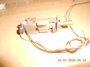 oo gauge loco motor - Picture 1 of 2