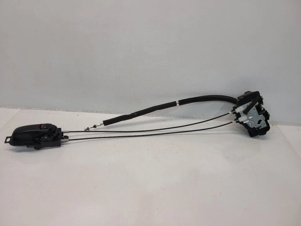 Nissan Versa 2008 (hatchback) pasajero puerta delantera derecha pestillo con entrada sin llave Foto 1 de 4