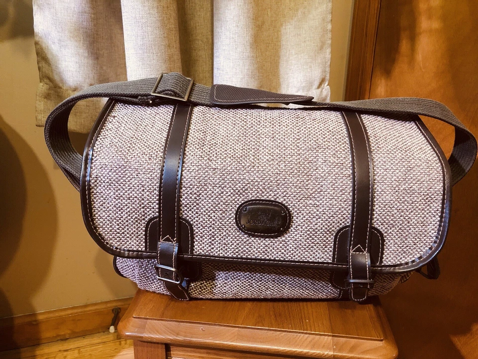 Vintage Jordache Tan Tweed And Brown Leather Carry On Shoulder Bag - Very Sturdy - Image 1 of 4