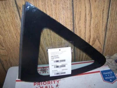 14-19 NISSAN VERSA HATCHBACK NOTA LADO CONDUCTOR IZQUIERDO CUARTO TRASERO CRISTAL Foto 1 de 3