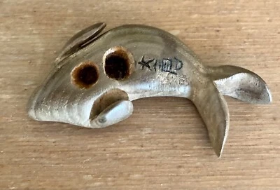 Netsuke japonés antiguo de madera tallada - sello de madera firmado por Netsuke Foto 1 de 4