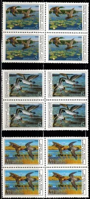 RUSSIA 1990 USSR WILD DUCKS & GEESE THREE STAMPS SET BLOCK OF FOUR MNH - Image 1 of 4