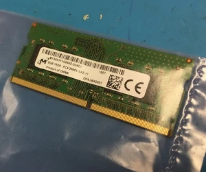 Micron 8GB PC4-21300 RAM DDR4-2666MHz CL19 SoDimm Memory MTA8ATF1G64HZ-2G6E1 - Afbeelding 1 van 1