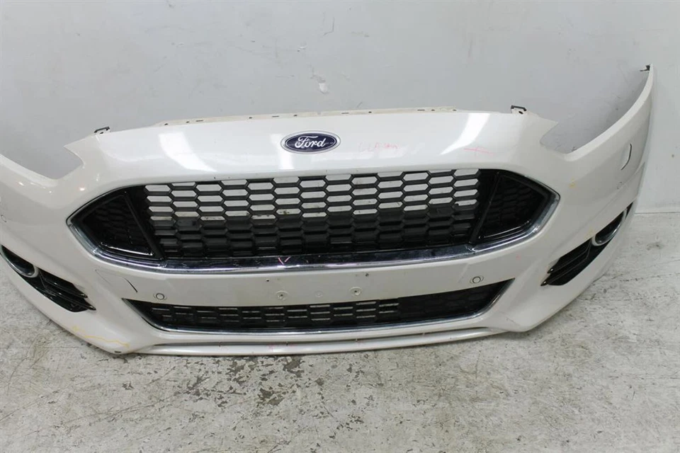Ford, Mondeo Grille Radiator Grille Md Titanium 09/14 06/20 - image 1 of 1