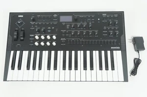 Teclado sintetizador de secuenciación de ondas KORG WAVESTATE con fuente de alimentación de 100-240 V como nuevo - Imagen 1 de 12