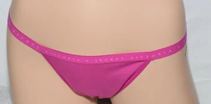 Nuevo con etiquetas Victoria's Secret Rosa Logo Tanga Bikini Panty L Grande - Imagen 1 de 7