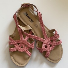 mantaray sandals