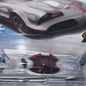 2  Hot Wheels TV SERIES 3/5 DC BATMOBILE CAR - Picture 1 of 7