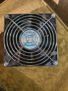 Rittal NMB  SK 3322 027 Filter Fans 230V  4715KL-05T-B40 24V0.46 A Brushless - Picture 1 of 5