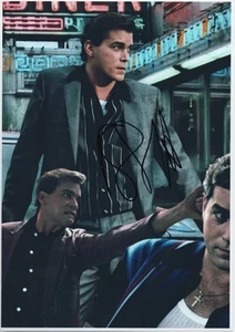 Ray Liotta Hand Signed Photo 12x8 A4 Inch Autograph Includes COA Goodfellas - Picture 1 of 1