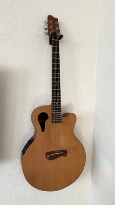 Guitarra Tacoma Chief C1C 1997 Foto 1 de 4