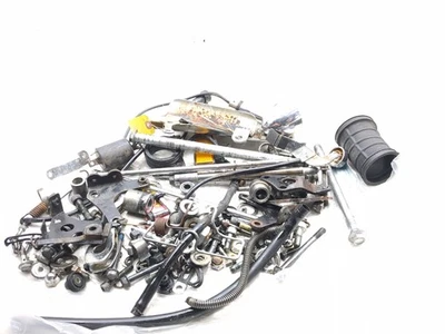 05-19 Suzuki LS650 Boulevard S40 piezas diversas kit de pernos de hardware maestro Foto 1 de 4