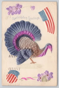 Postal en relieve patriótico saludos de Acción de Gracias azul y púrpura pavo - Imagen 1 de 2