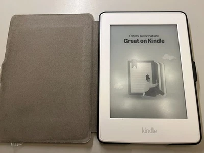Amazon Kindle Paperwhite (7th Generation) B00OQVZDJM 4GB, Wi-Fi, 6 inch eBook... - Image 1 of 3
