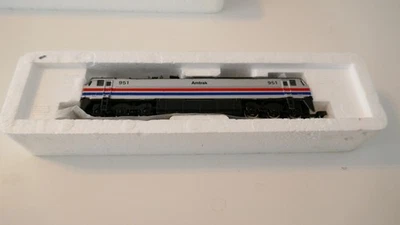 Bachmann N Scale Amtrak #951 E60CP GE Electric Locomotive Lot #1 - Image 1 of 3