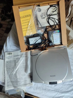 Panasonic CF - X1 + Original Zubehör - Bild 1 von 4