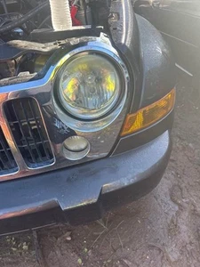 2004 Jeep Grand Cherokee Limited Left Passengers Headlight 02 03 04 #B721 - Picture 1 of 8