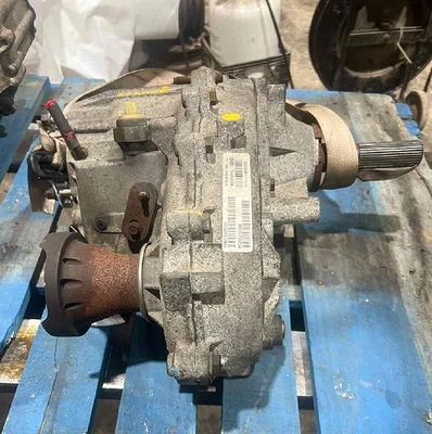 2005 - 2007 年吉普自由人转运箱总成型号 242 原始设备制造商 — 第 1/2 张图片