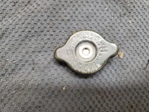 2005 Kawasaki ZX-6R 636 Ninja ZX 6R ZX6R 636 Radiator Cap - Picture 1 of 2