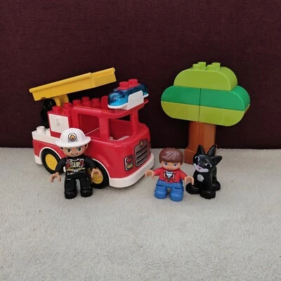 Lego Duplo 10901 — Le Camion De Pompiers - sauvetage du chat - Photo 1/3