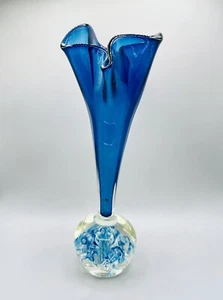Vintage Aqua Blaugrün Kunst Glas Briefbeschwerer Blumenstamm Taschentuch Vase 11,5 Zoll hoch - Bild 1 von 12