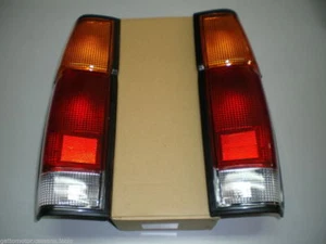 fanale posteriore dx e sx nissan king cab anno 87>97 altezza fanali 40 cm - Foto 1 di 1