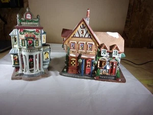 2 SANTAS WORKBENCH COLLETION ITEMS=2000 MOORFOOT MANOR & 2002 SILVER BELLS B & B - Picture 1 of 8
