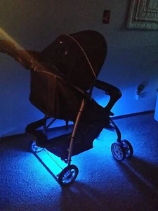 Brand New BabyGlowz L.E.D. Stroller Safety Light System, Blue WO9 - Picture 1 of 4
