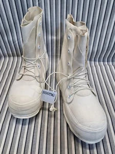 MICKEY MOUSE BUNNY BOOTS MINOR 11 REGULAR White NEW usually fits size 12 shoe - Picture 1 of 15