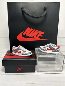 Nike Dunk Mini Sneaker Schlüsselanhänger mit Schuhkarton 3D Geschenk/Charm hochwertig - Bild 1 von 10