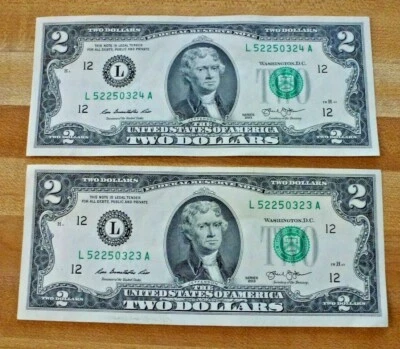 2 Consecutive Serial Number 2 Two Dollar Bills 2017 Circulated - Image 1 of 4
