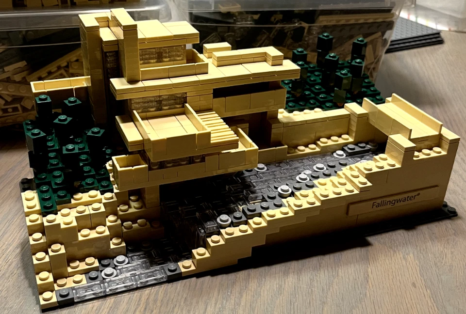 Vintage LEGO Architecture Set - Fallingwater 21005 - Image 1 of 1