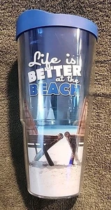 Vaso Tervis de doble pared con tapa 24 OZ "La vida es mejor en la playa" - Imagen 1 de 7
