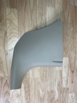 Volkswagen Jetta 1999-2005 panel de retroceso moldura OEM 1J1-863-484 Foto 1 de 3