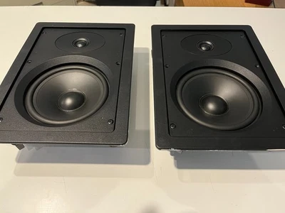 ALTAVOZ DE PARED TOTEM MASK 8" (PAR) - NEGRO CON REJILLA BLANCA Foto 1 de 4