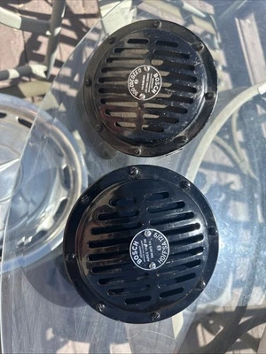 MERCEDES BENZ W113 230 250 SL ORIGINAL  BOSCH HORNS HO/FSA 12 / 9  12/ 006 230SL - Image 1 of 4