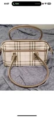 Bolso de Mano Burberry Bolso de Mano Cartera Londres. Usado. Foto 1 de 4