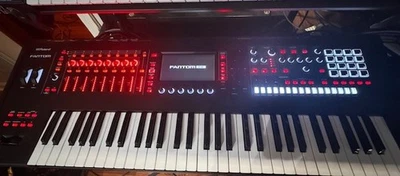 ESTACIÓN DE TRABAJO ROLAND FANTASM 6 EX  Foto 1 de 4