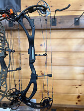 PSE Archery Carbon Air Stealth Mach 1 Compound Bow RH 60 to PSE Archery Carbon Air Stealth Mach 1 Compound Bow RH 60 to